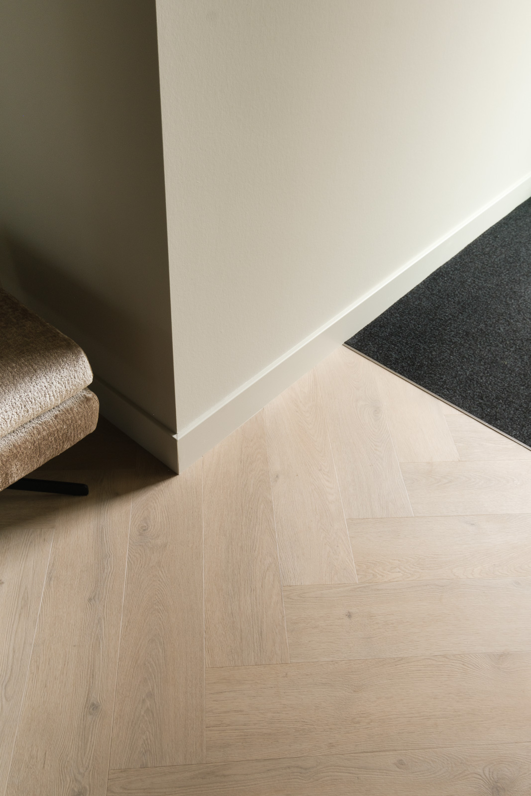 Belakos Attico Visgraat XL 83 Rigid Click PVC